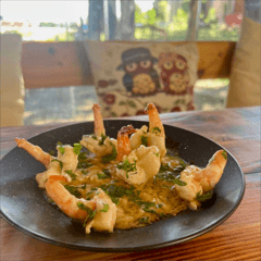 Shrimp in Lemon-Wine Sauce